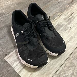 On Cloud 5 Running Shoes